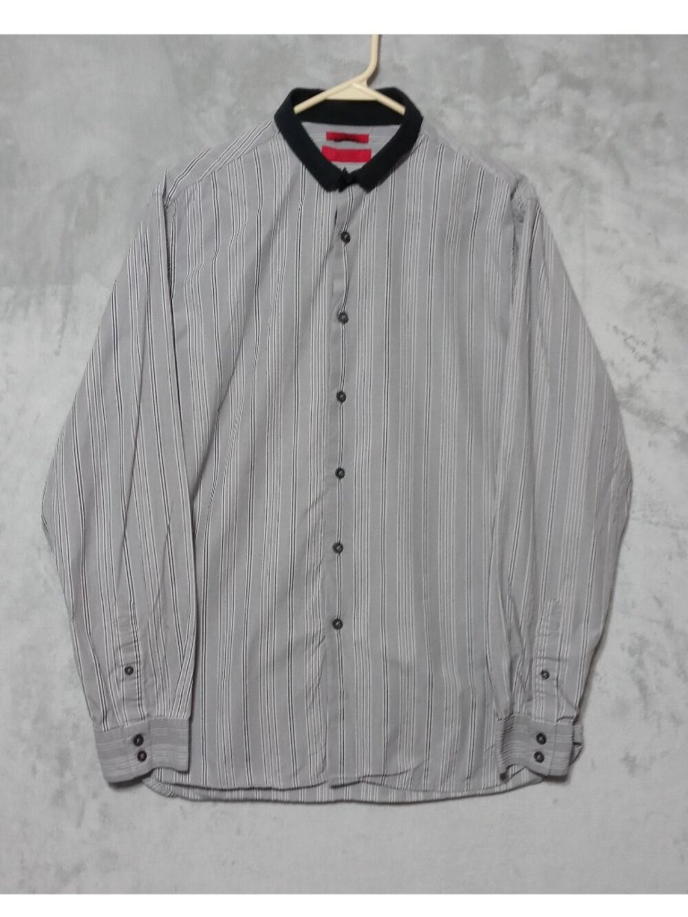 Alfani Medium Dress Shirt Gray Stripe Long Sleeve Button Up Modern Fit Casual